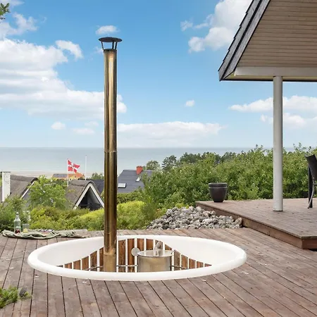 Awesome In With House Sea View * Glesborg